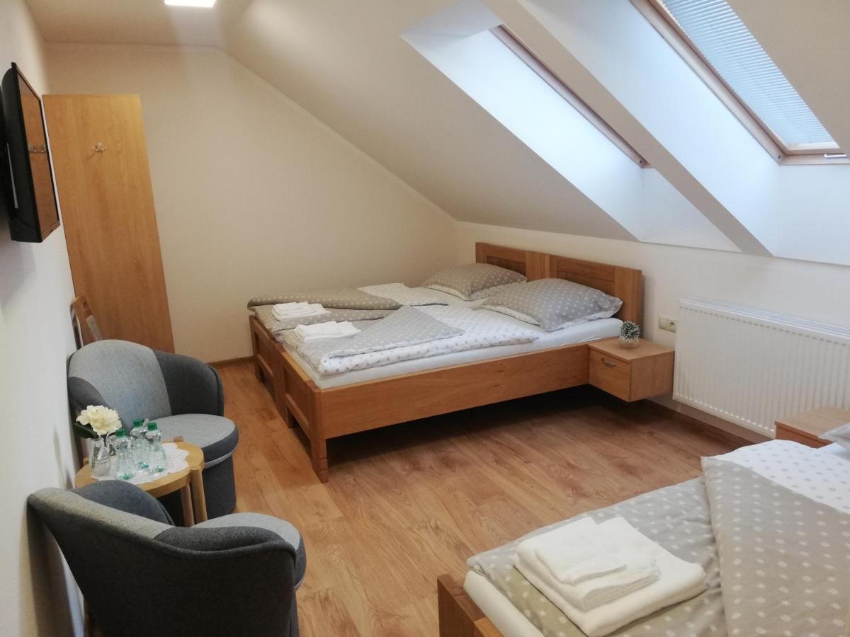 Penzion Pod Tureckom Hotel Trencianske Bohuslavice Luaran gambar