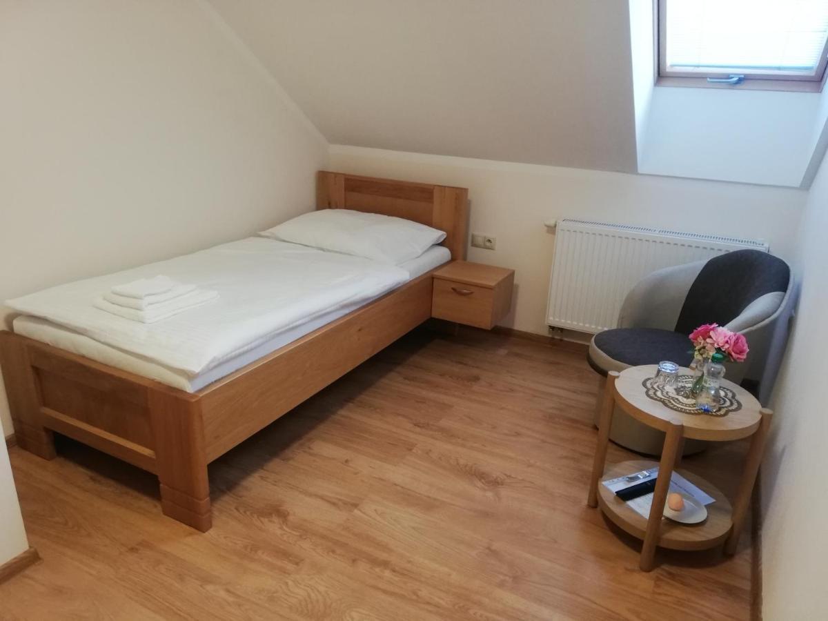 Penzion Pod Tureckom Hotel Trencianske Bohuslavice Luaran gambar